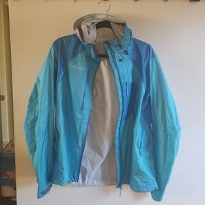 Norrona bitihorn waterproof windbreaker shell